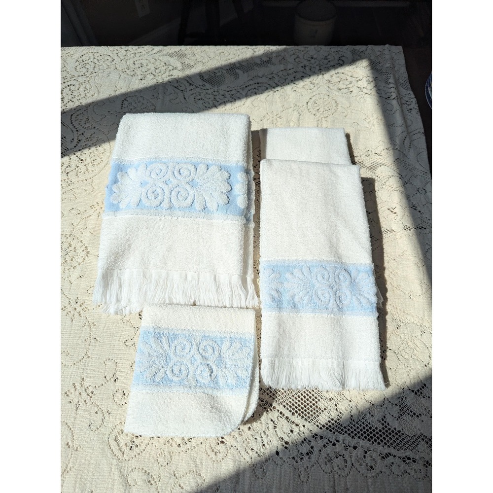 Vintage Cannon Santa Cruz Towel Set Light Blue